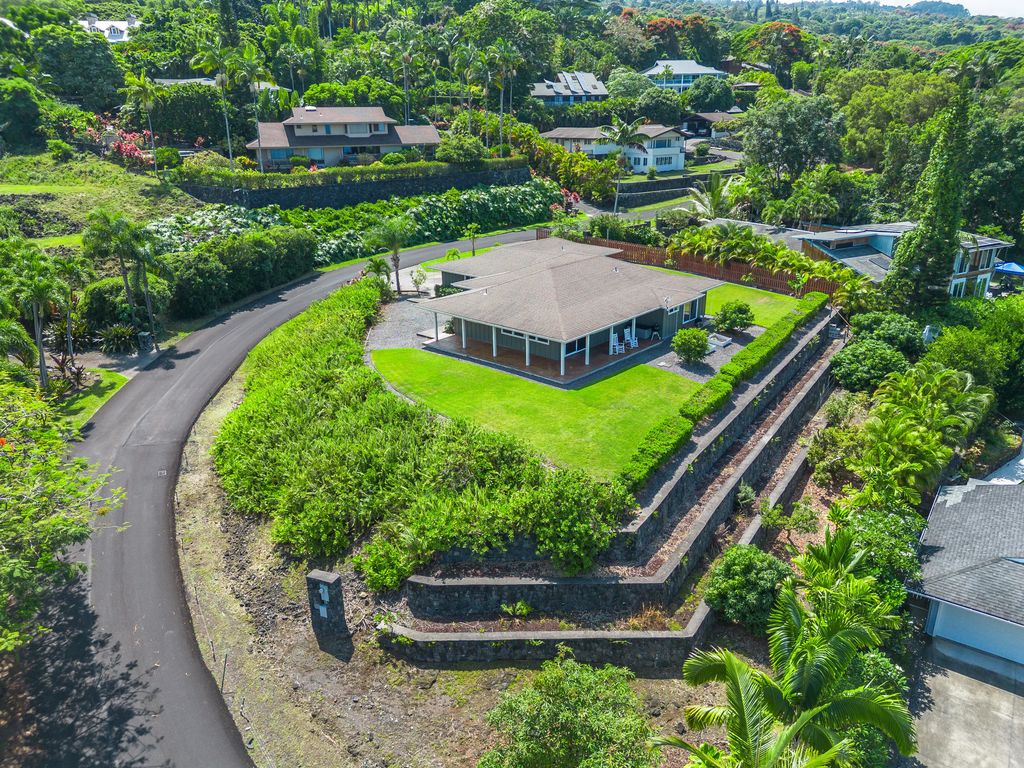 75-676 Huaai St, Kailua Kona