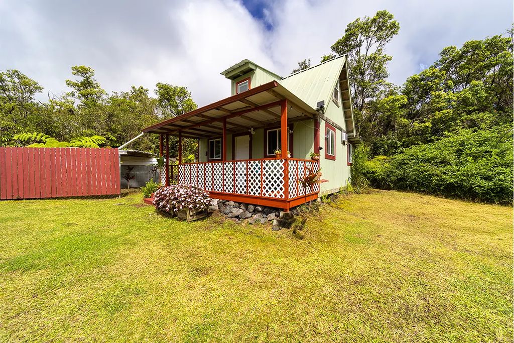 11-2080 Makoa Rd, Volcano