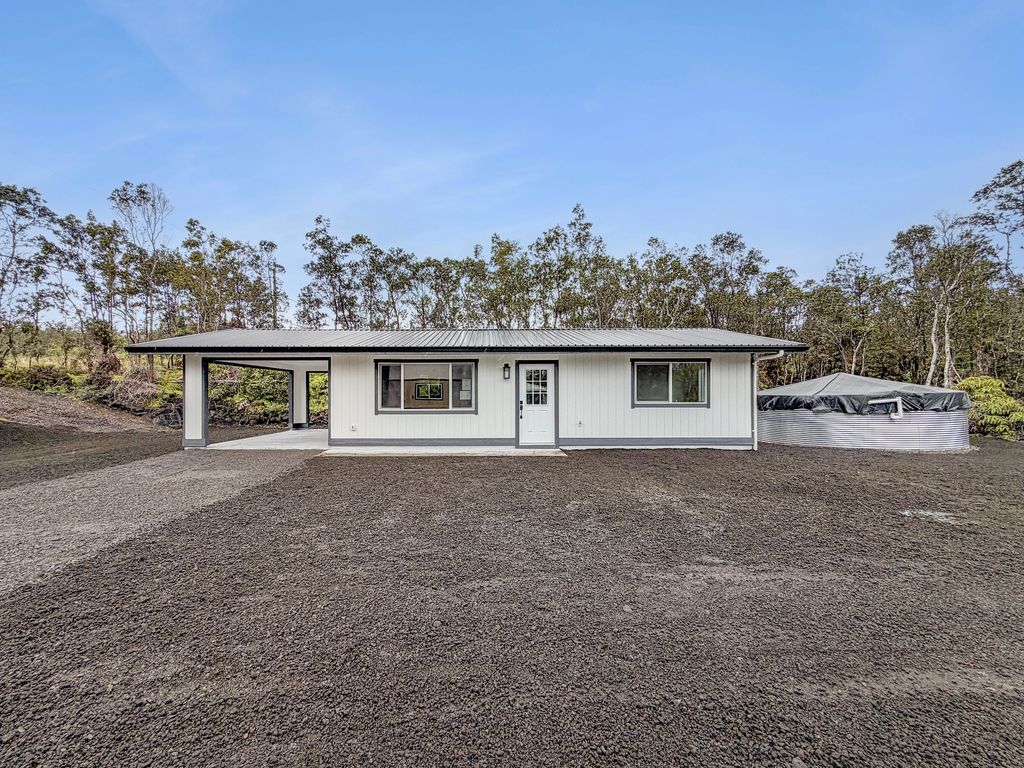 11-3292 Mokuna St, Volcano