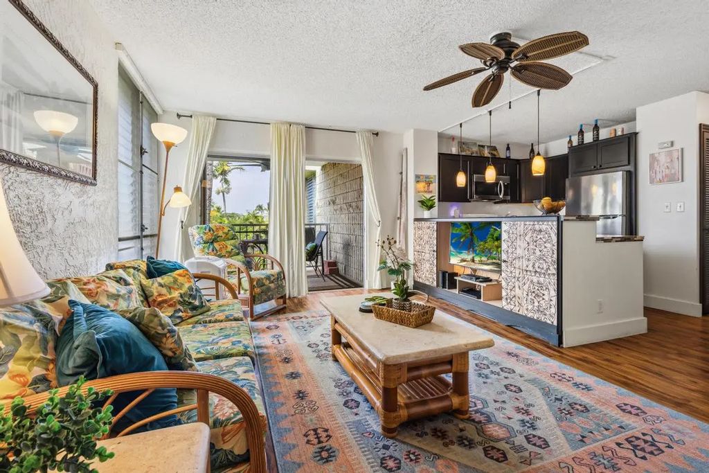 75-6016 Alii Dr 302, Kailua Kona