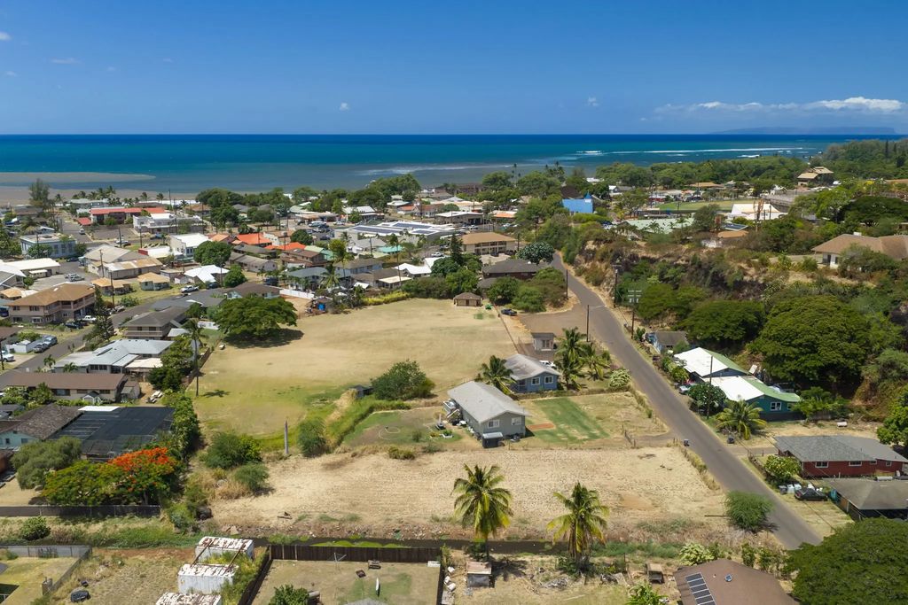4602 Menehune Rd D, Waimea