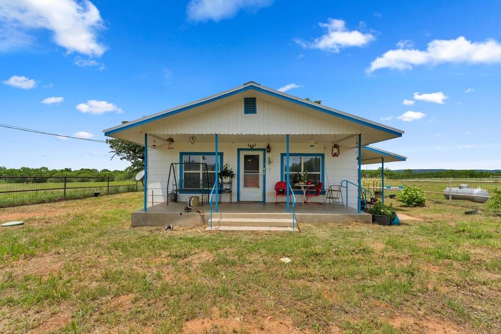 6311 Ranch Road 2241, Bluffton