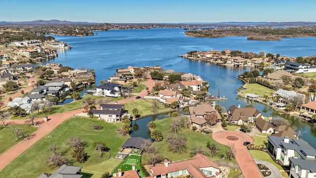 Horseshoe Bay Homes for Sale on Lake LBJ in the Zipcode of 89657