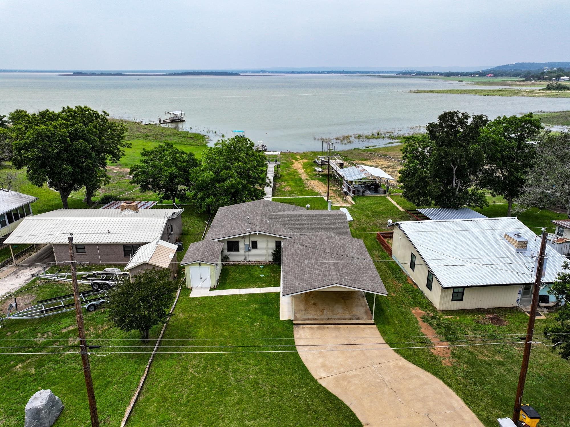 321 Lakewood Drive on Lake Buchanan in Burnet MLS® #168912 - Listed for ...