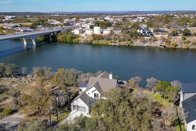 Lake Marble Falls Homes for Sale located at 112 Los Escondidos, in the city of Marble Falls, TX 78654