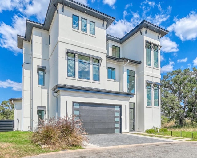 Homes for Sale on Lake LBJ in Kingsland, TX