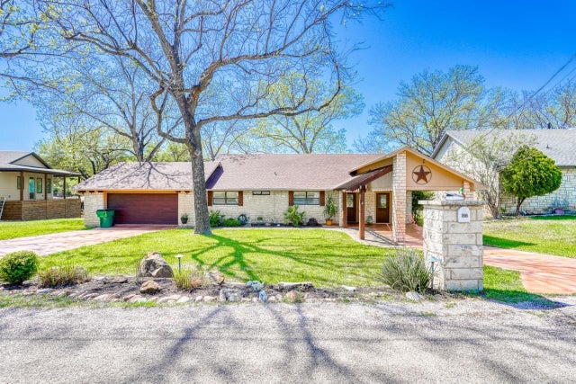 Located on Lake LBJ, Residential for Sale by 122 Bridgepoint Drive in the Kingsland, located in the neighborhood of Bridgepoint