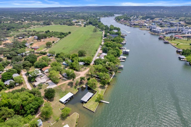 MLS Number 173148 on Lake LBJ in the city of Kingsland Homes for Sale by Shirwd Acres, the zipcode of 78639
