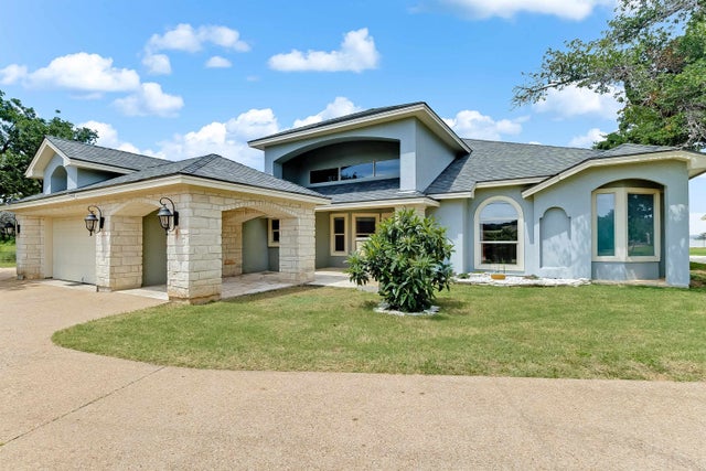 Located on Lake Buchanan, Residential for Sale by 100 Palm Cove in the Buchanan Dam, located in the neighborhood of Water Ridge