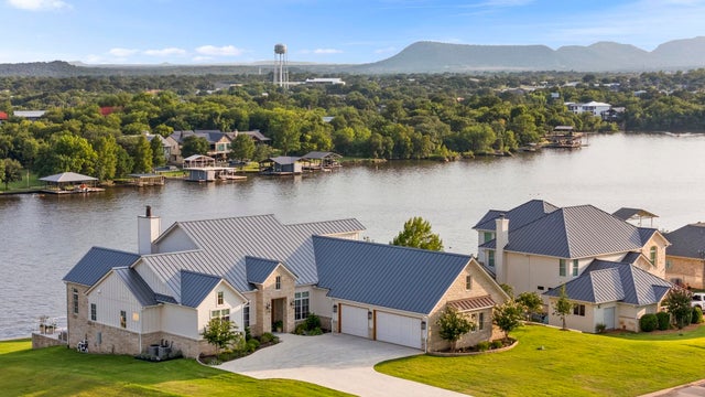 MLS Number 174492 on Lake LBJ in the city of Kingsland Homes for Sale by Legends, The, the zipcode of 78639