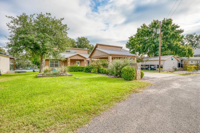 1514 Bluebonnet Lne, in the city of Kingsland Real Estate in TX by Granite Shoals Lake Shores,