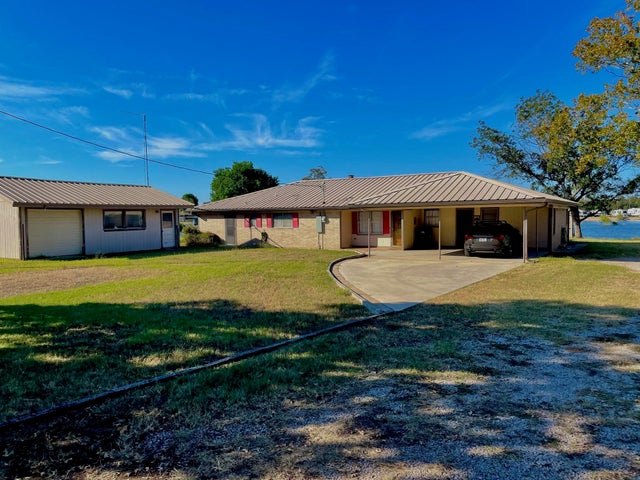 MLS Number 175366 on Lake Buchanan in the city of Buchanan Dam Homes for Sale by Floyd Acres, the zipcode of 78609