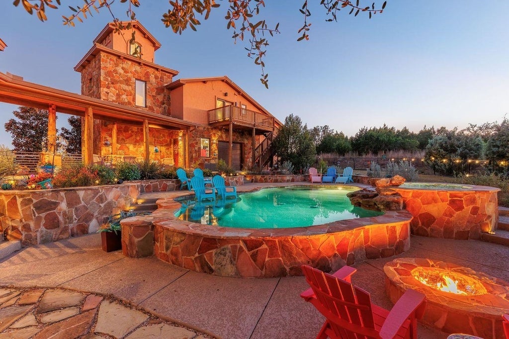 281 Cedar Mountain Drive, Marble Falls