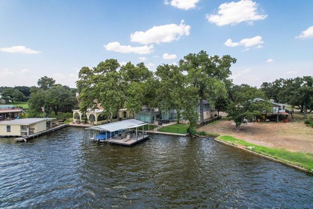 MLS Number 177173 on Lake LBJ in the city of Granite Shoals Homes for Sale by Clear Cv/Shrwd, the zipcode of 78654
