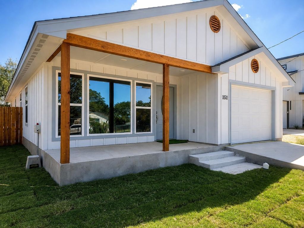 151 W Hickory Drive, Granite Shoals