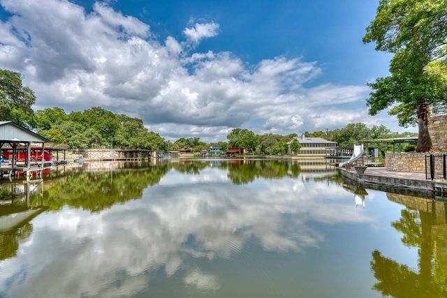Located on Lake LBJ, Residential for Sale by 105 Mesquite Bend in the Kingsland, located in the neighborhood of Kingsland Cove