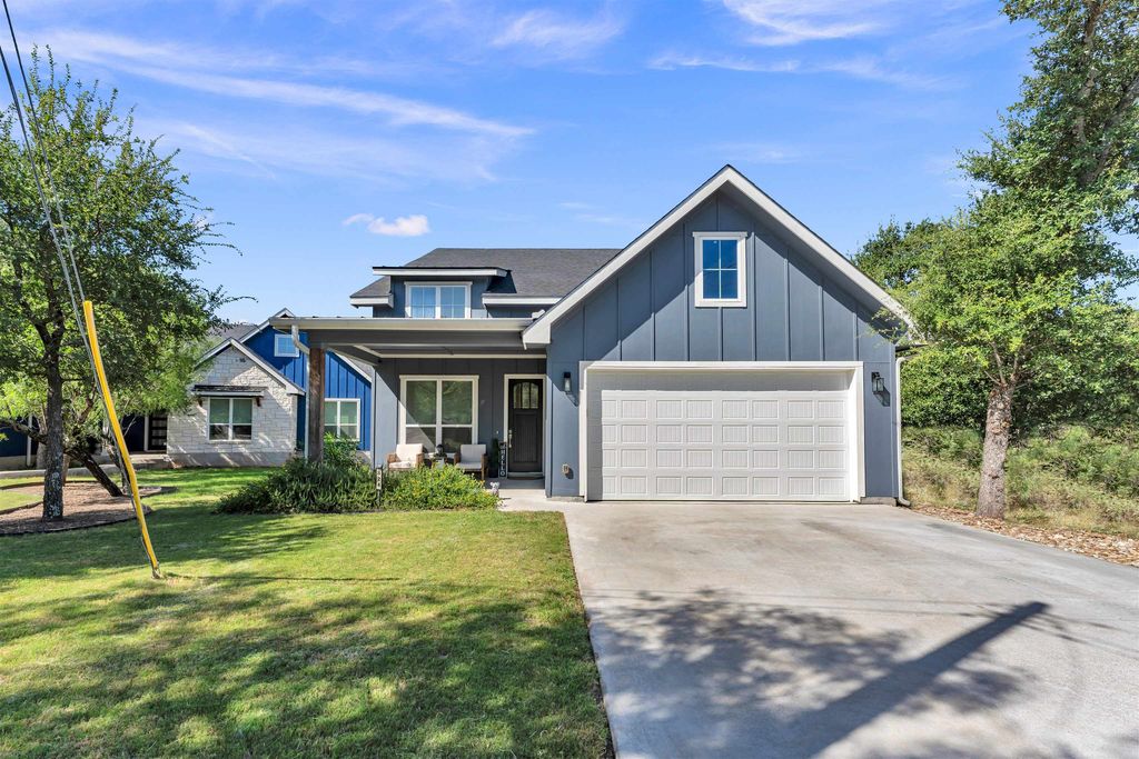 824 Woodland Hills Dr, Granite Shoals
