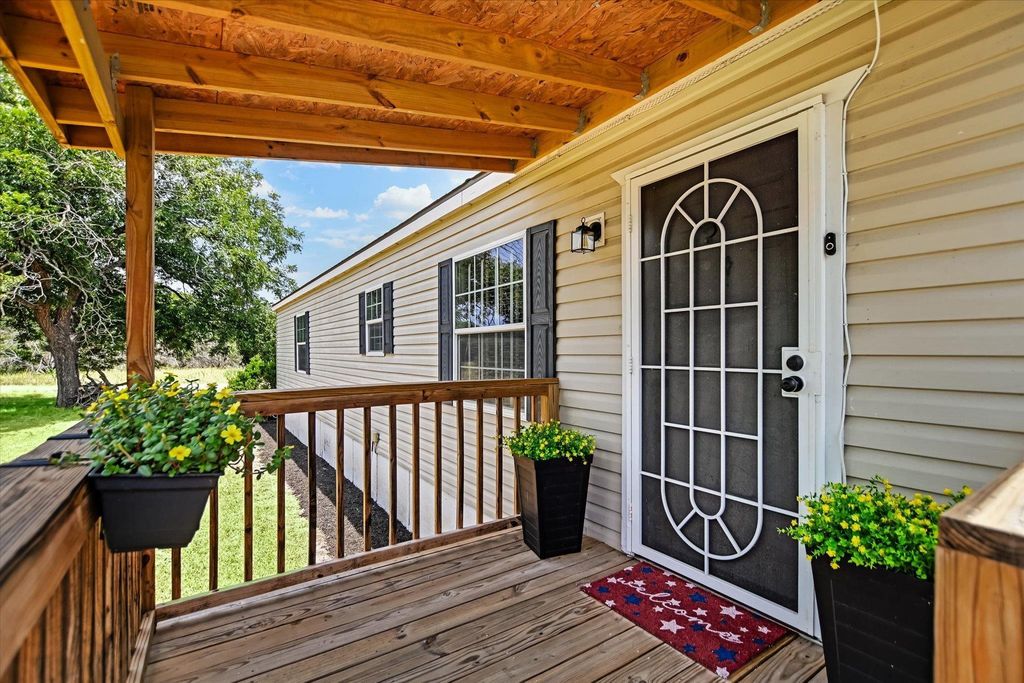 204 40th Street, Horseshoe Bay