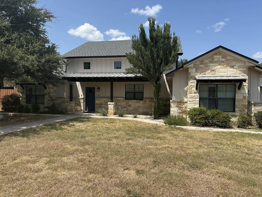 207 Buckingham, Marble Falls