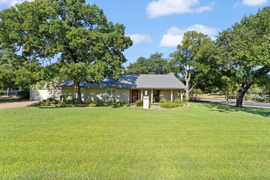 506 Big Spur, Horseshoe Bay