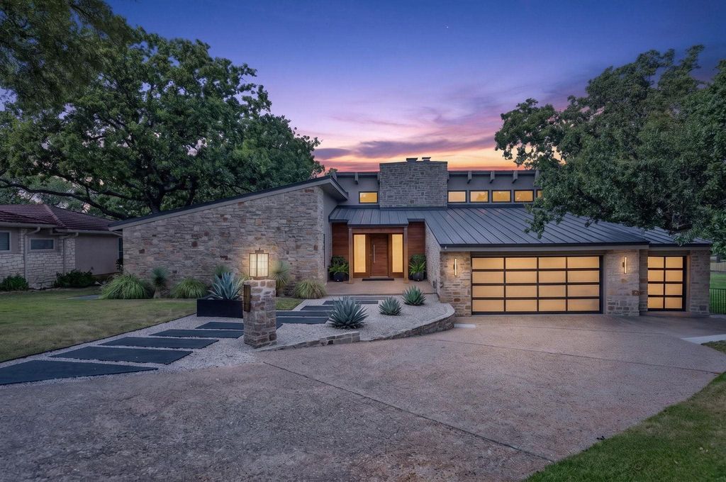 110 Silver Spur, Horseshoe Bay