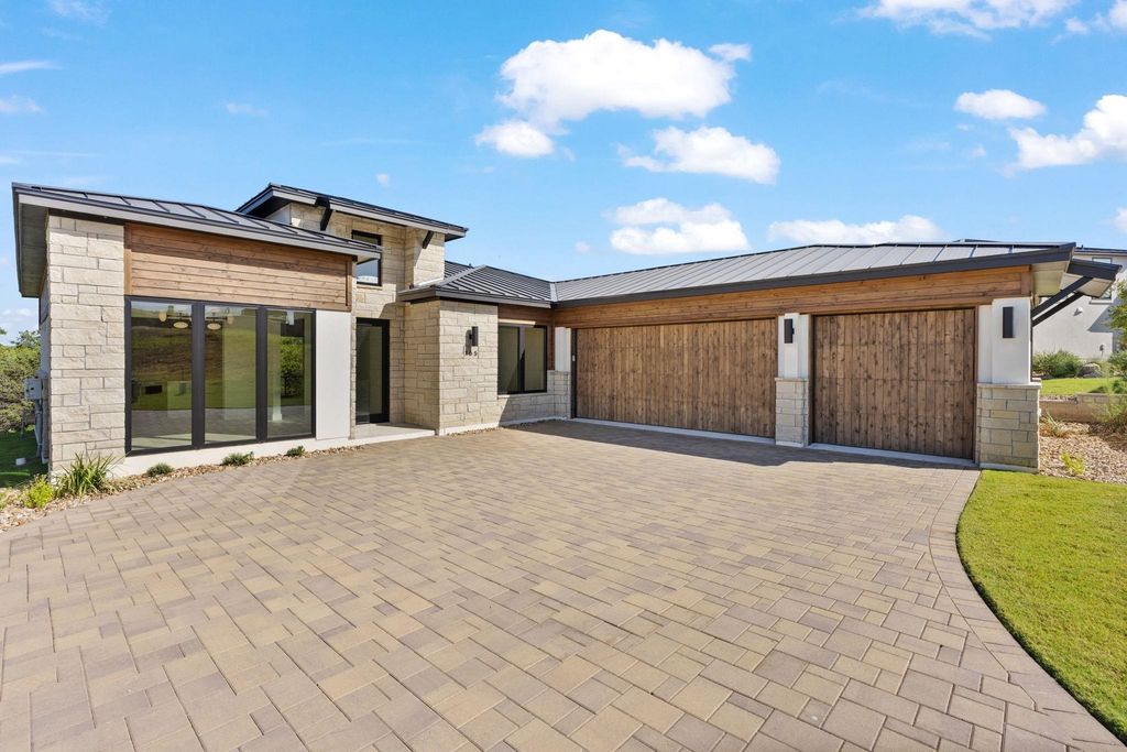 165 Gallia Bend, Horseshoe Bay