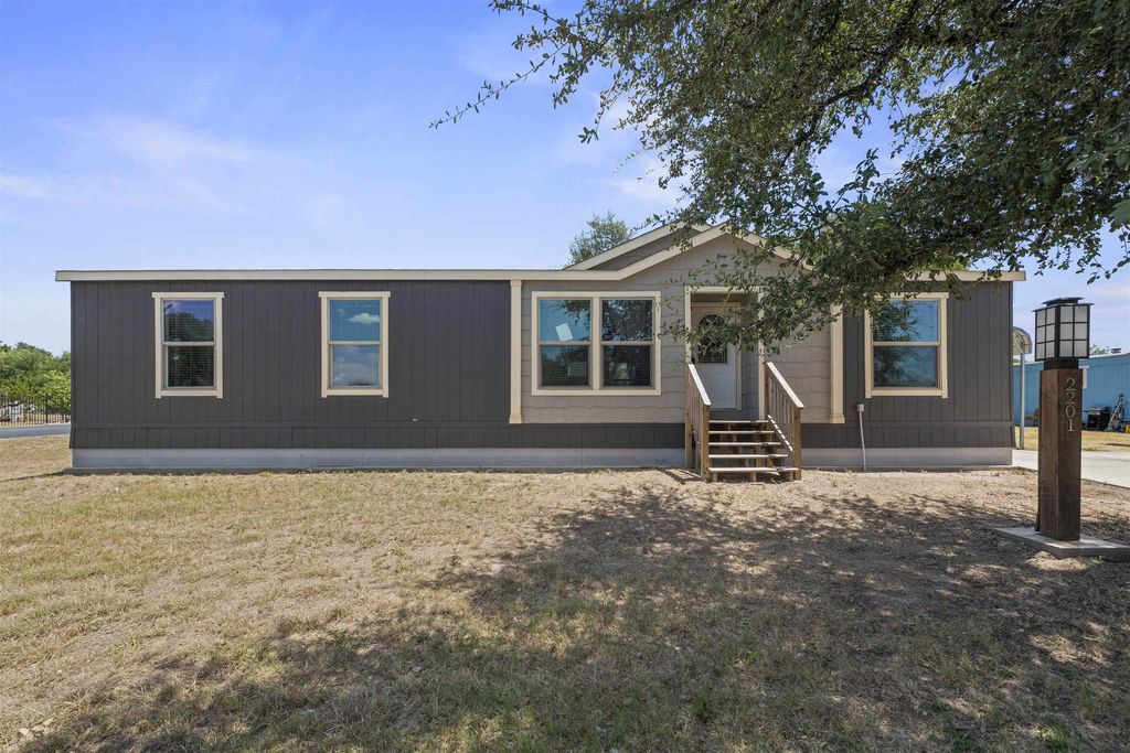 2201 1st Street, Horseshoe Bay