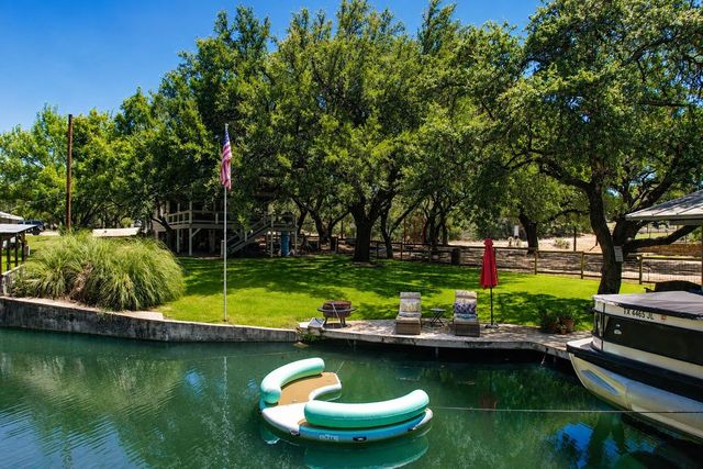 Residential Real Estate for Sale at 1001 N Shorewood Drive on Lake LBJ - MLS #179203