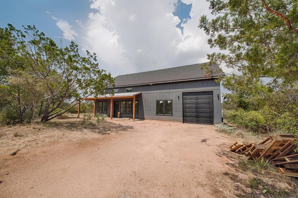 126 W Briarway Drive, Granite Shoals