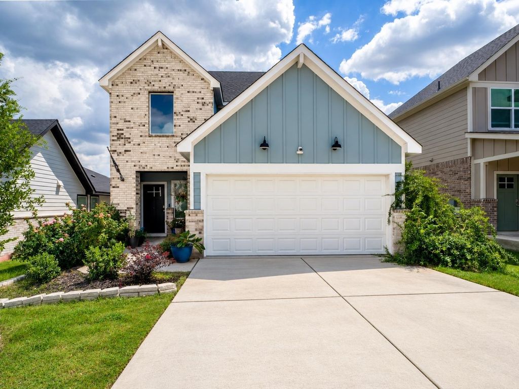 189 Standing Rock Ln, Marble Falls