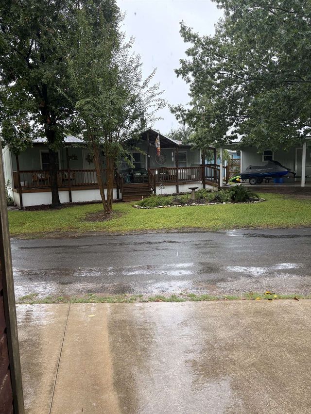 Residential Real Estate for Sale at 631 Cr136b on Lake LBJ - MLS #179541