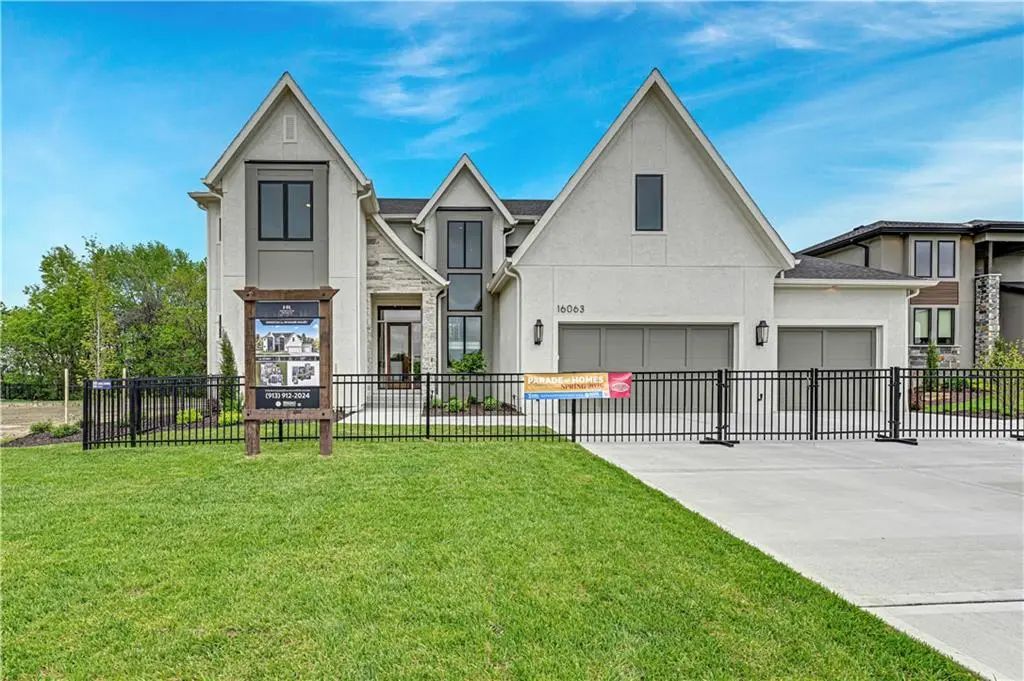 16063 S Twilight Lane, Olathe