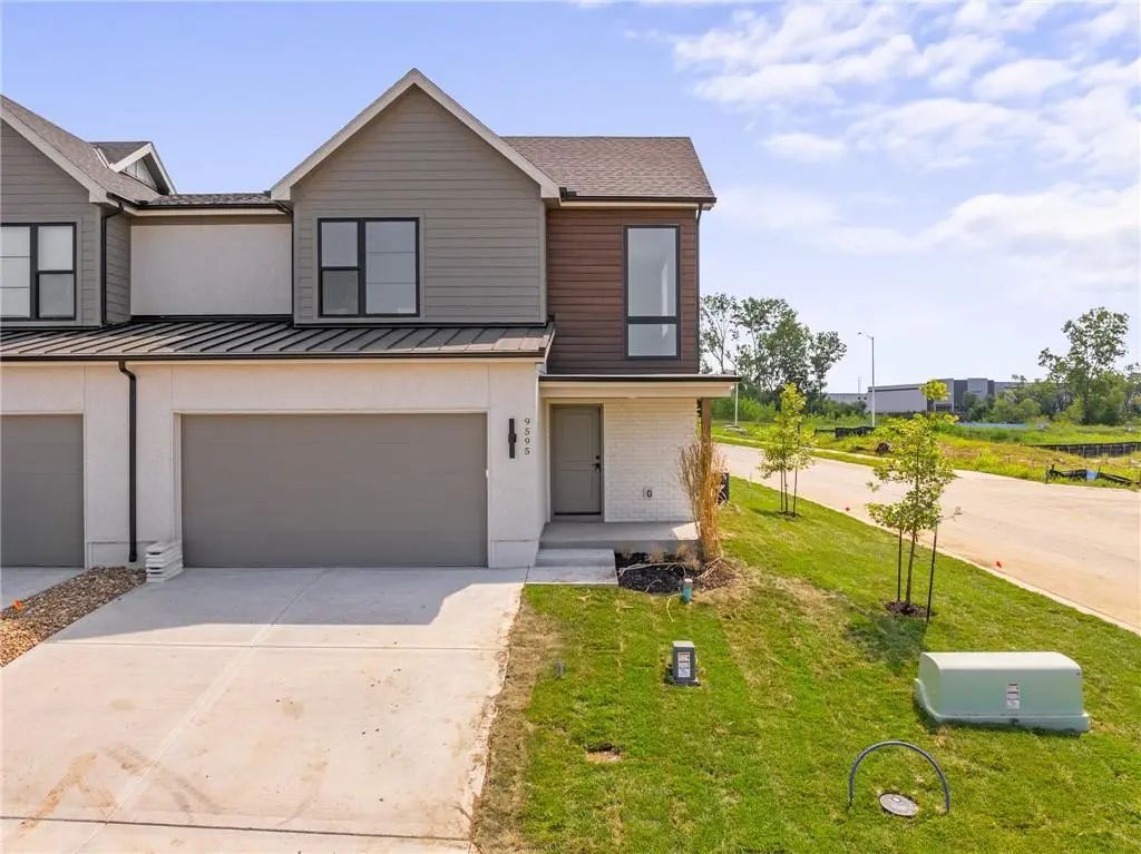 9595 Jupiter Street, Lenexa