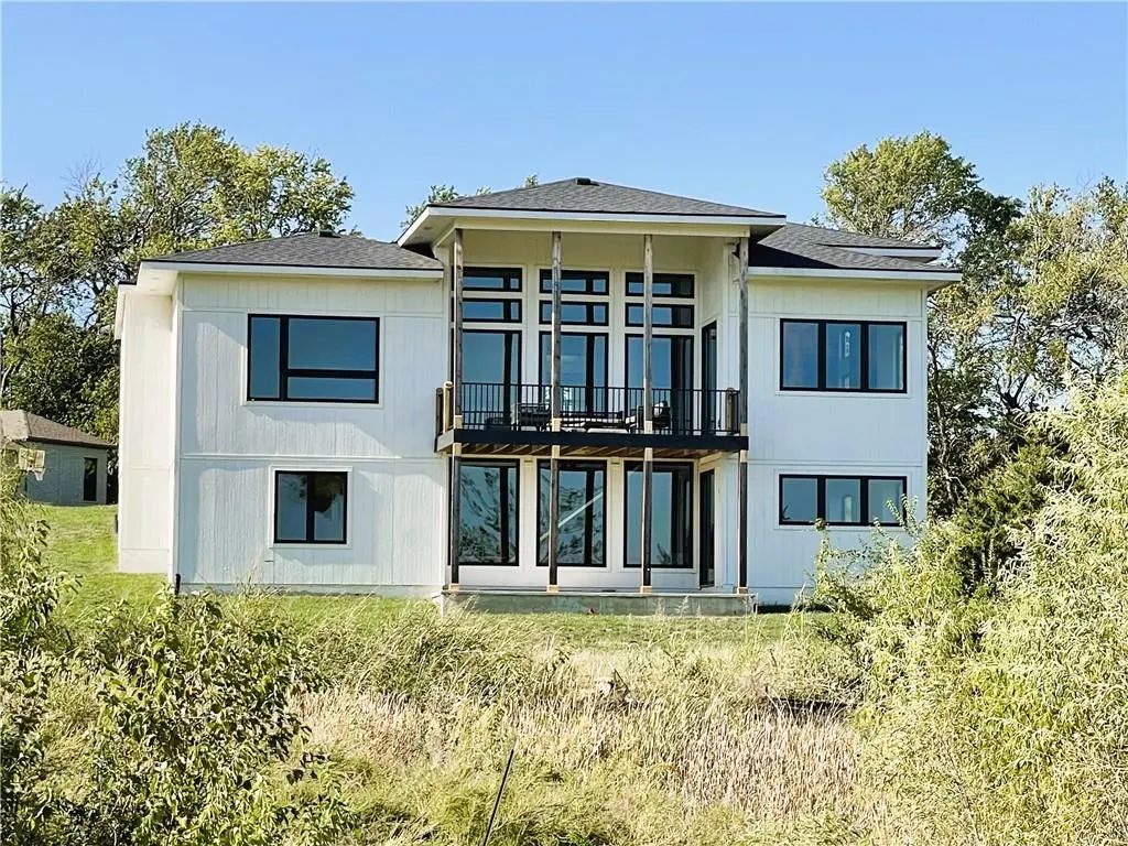 22659 W 87th Street, Lenexa