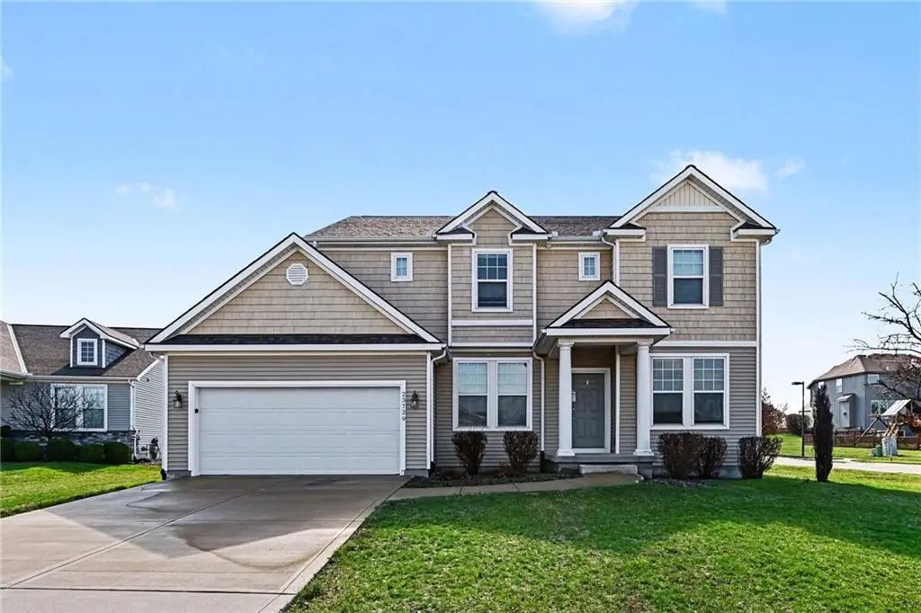 23729 W 92nd Terrace, Lenexa