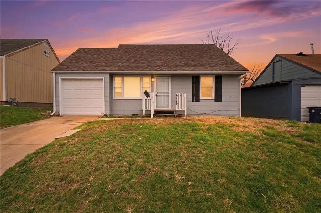 4115 E Linwood Boulevard, Kansas City