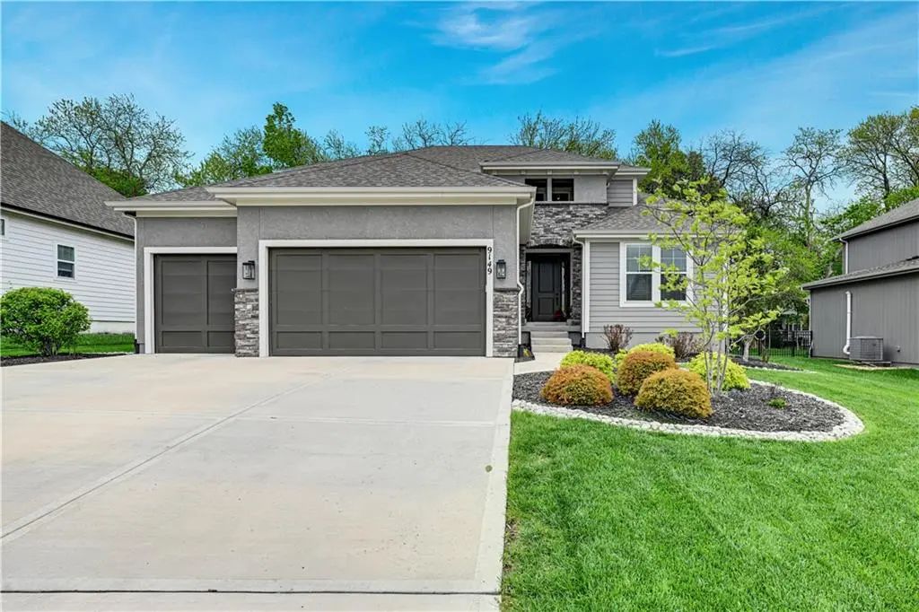 9149 Green Road, Lenexa