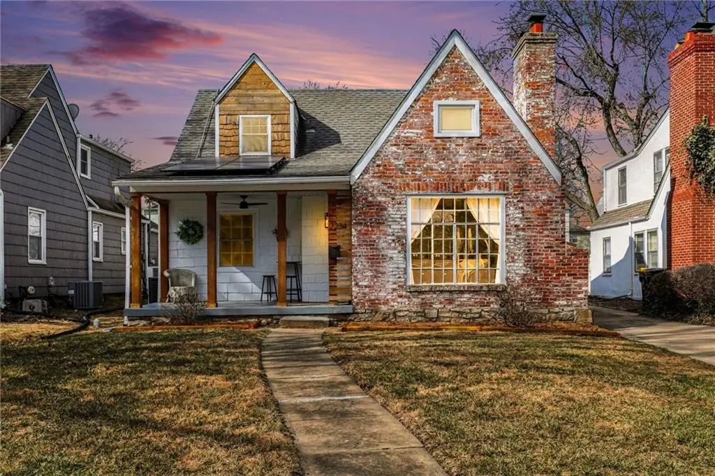 7234 Baltimore Street, Kansas City
