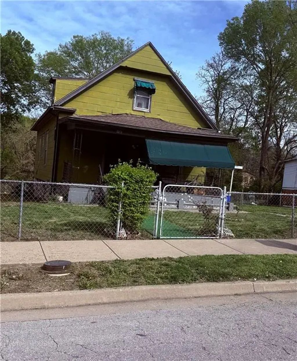 2013 Kansas Avenue, Kansas City