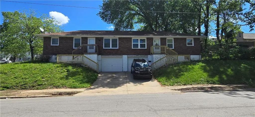 1301-1303 Topping Avenue, Kansas City