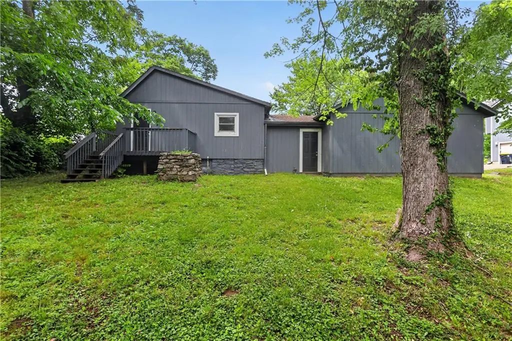 8309 E Gregory Boulevard, Kansas City
