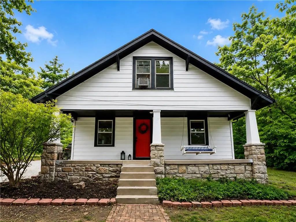 9214 Chestnut Avenue, Kansas City