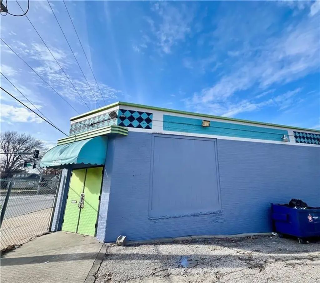 5400 E 12th Street, Kansas City