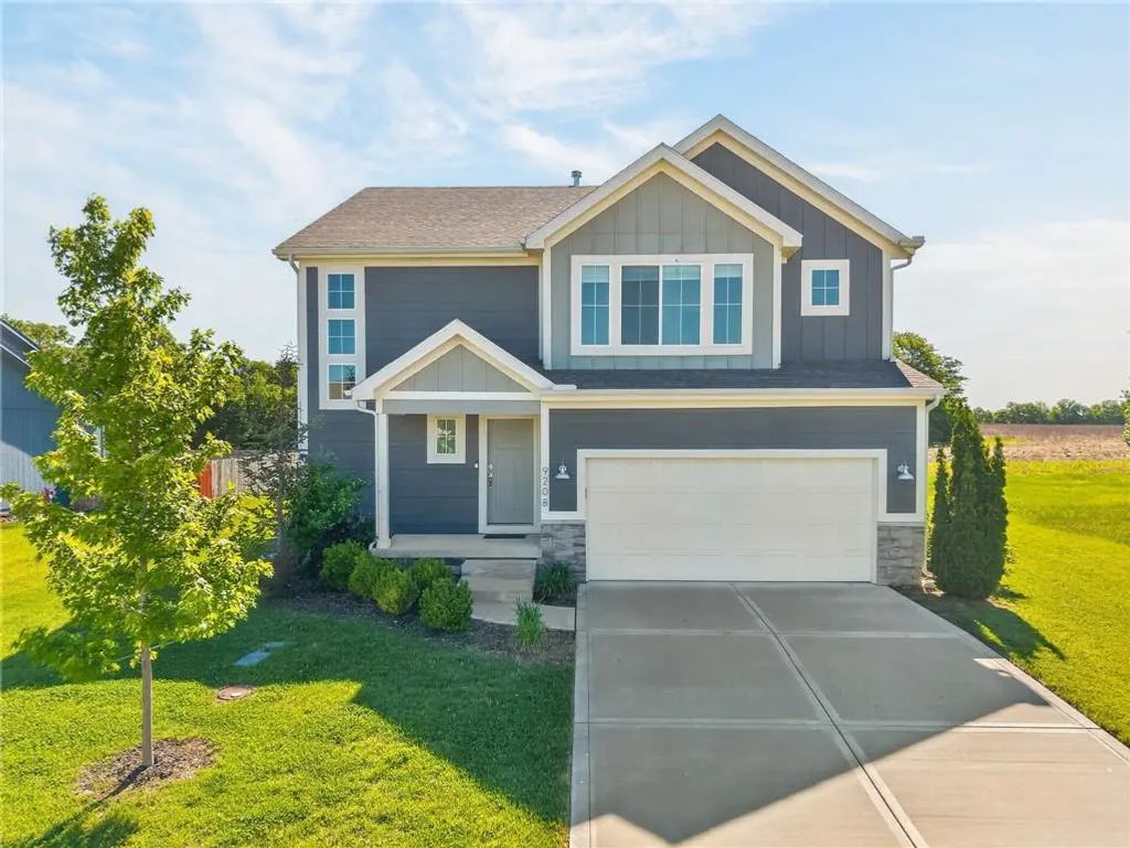 9208 Se 2nd Street, Blue Springs