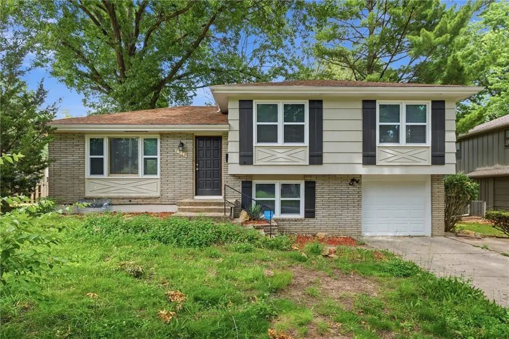 7910 E 93rd Terrace, Kansas City