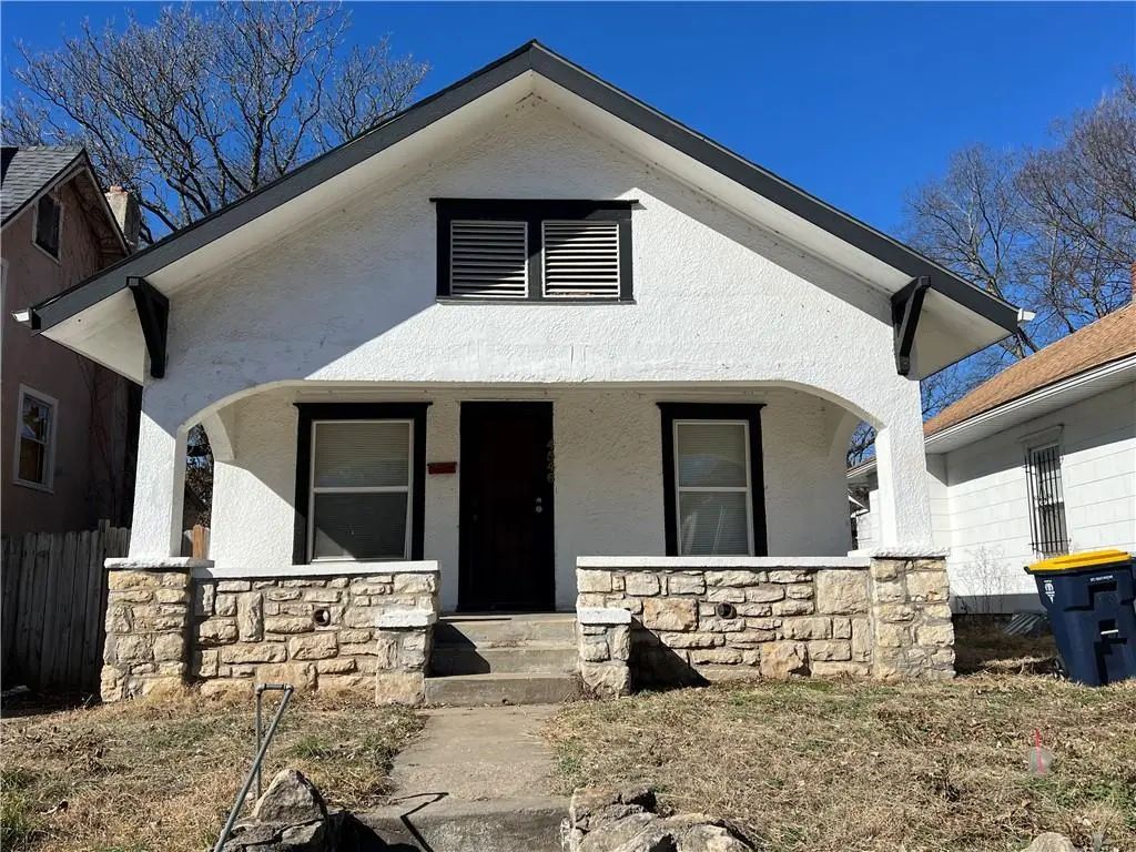 4546 S Benton Avenue, Kansas City