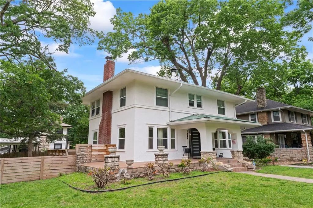7444 Summit Street, Kansas City