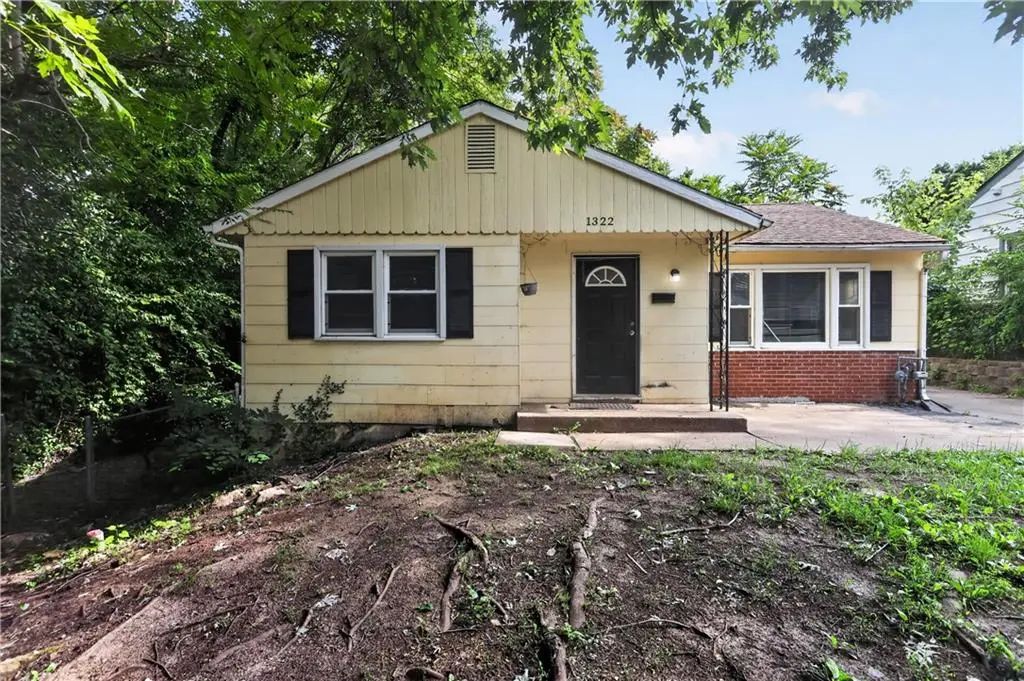1322 E 82nd Street, Kansas City