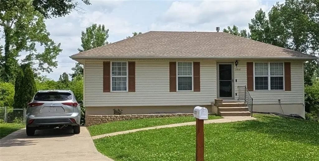 19218 Ponca Drive, Independence