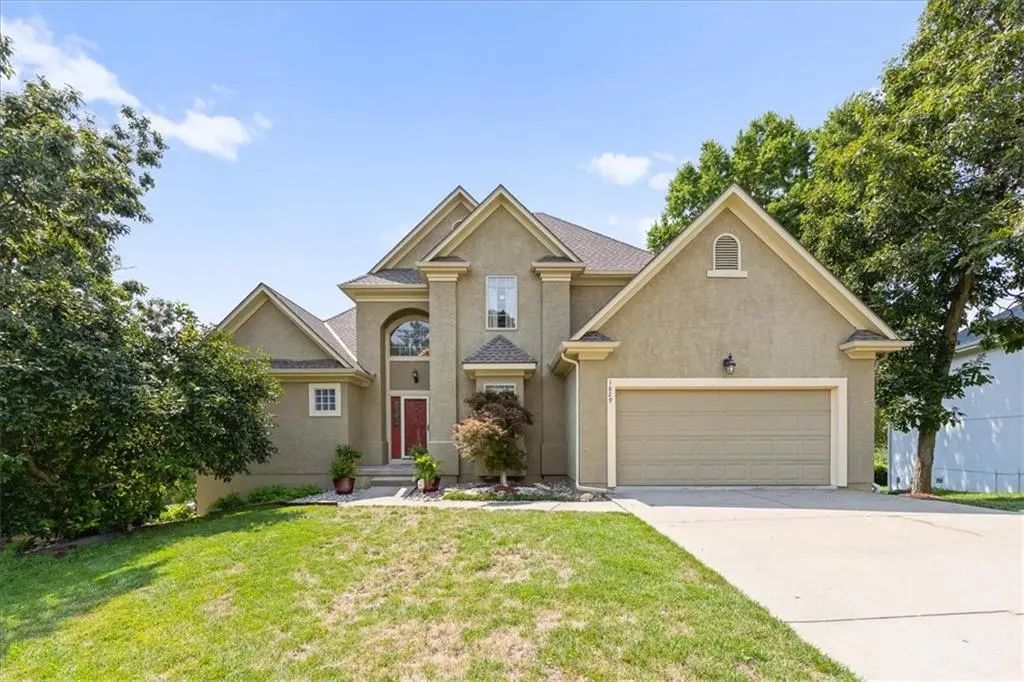 1829 Sw Twincreek Place, Blue Springs